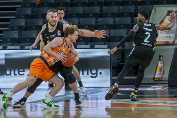 莱在超远投 莱在超远投